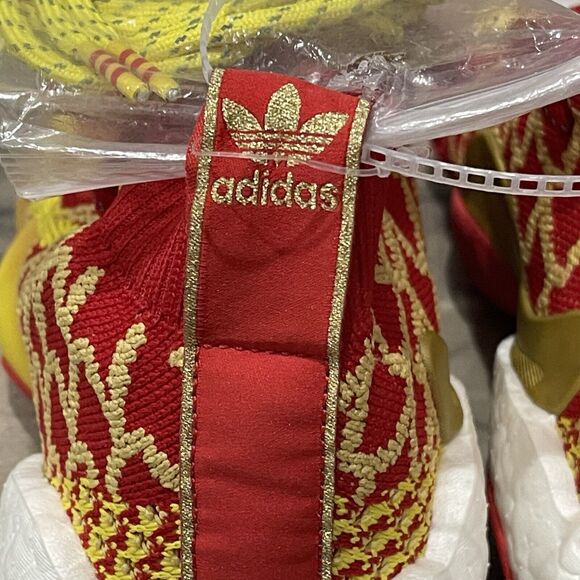 Adidas x Pharrell Williams Shoes Crazy BYW Size 8 Boost EE8688 Chinese New Year - Picture 9 of 12